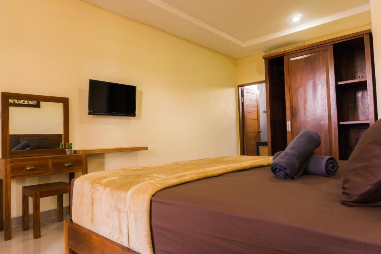Cakra House Hotel Dempasar Exterior foto